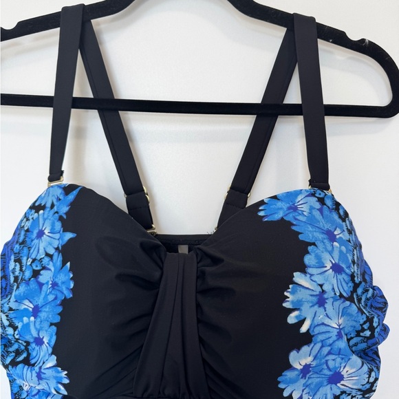 Lands' End Floral Swimsuit - Picture 13 of 13